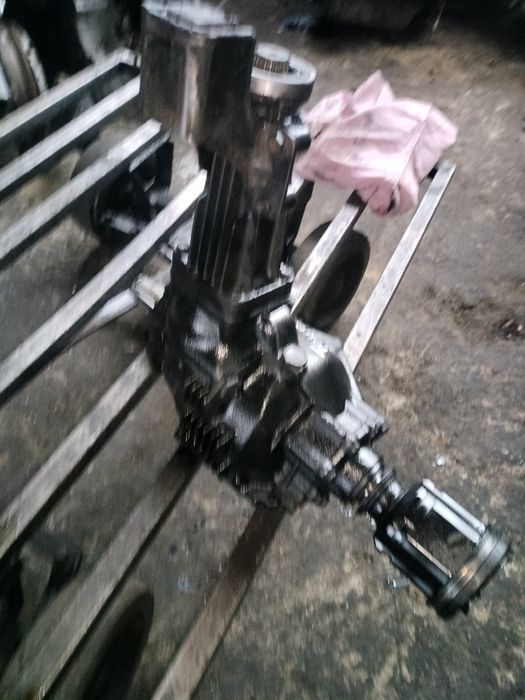 Роздатка Toyota RAV4 2.0TD  2000-2006 рік