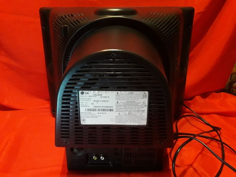 Телевизор "LG" диагональ 37см