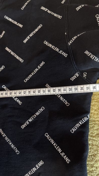 Свитшот худи укороченный Calvin Klein Jeans М-L