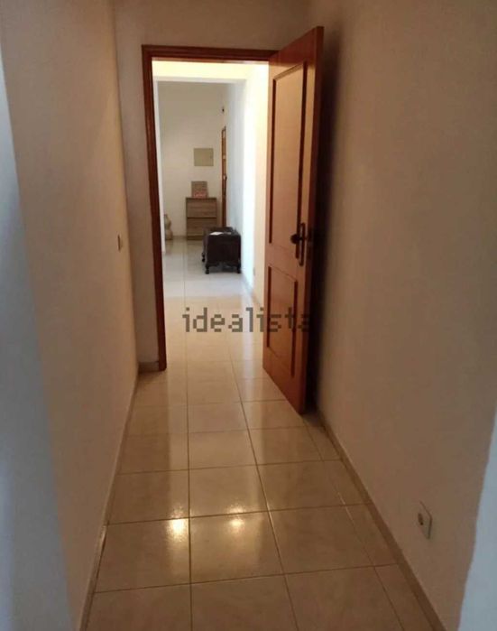 Apartamento T2 nas Gambelas para alugar longa duração