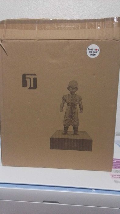 Figura Estilo Dragon Ball – Kurillin – Base Decorativa