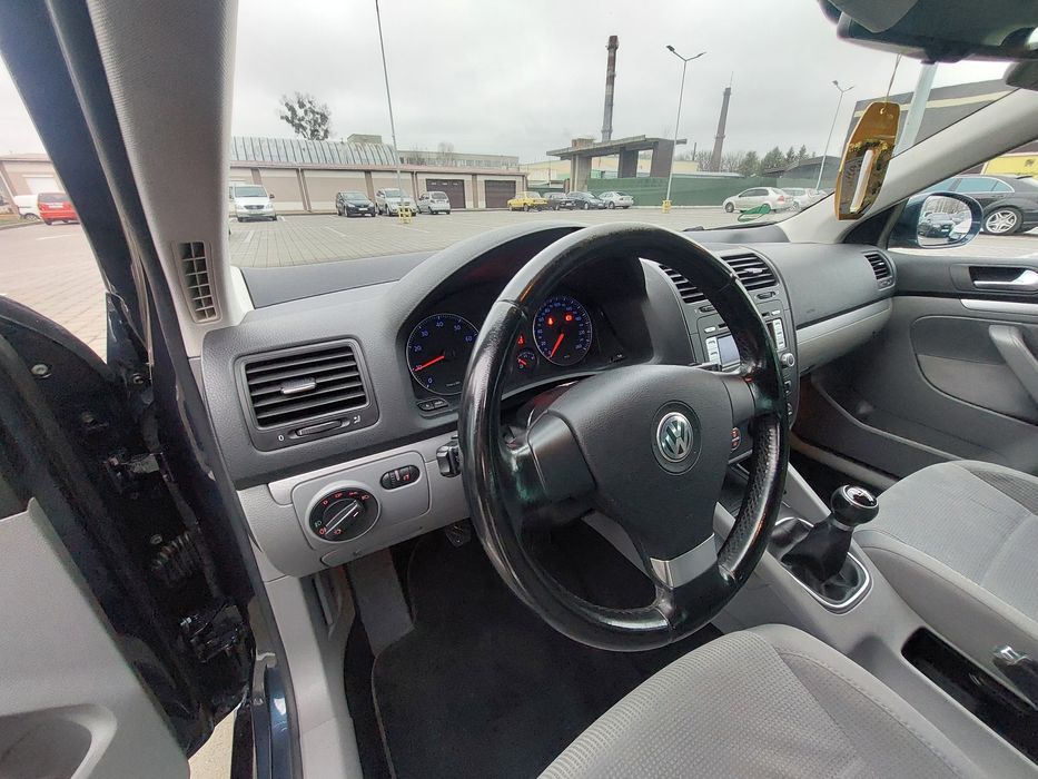 продам Свіжопригнаний автомобіль