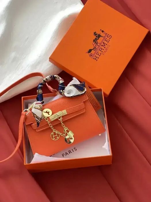 Сумочка Хермес жіноча шкіряна Повний комплект сумка Hermes Kelly біла через плече кросбоді