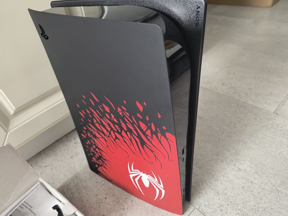 Konsola PlayStation 5 Limited Edition Spiderman