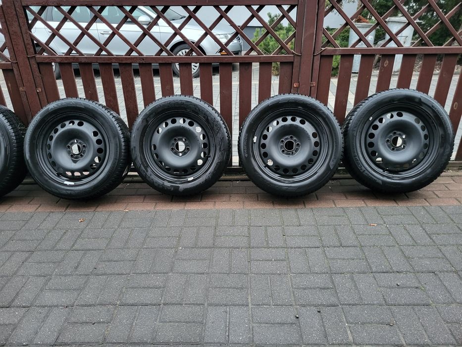 Felgi stalowe 5x108 z oponami 235/55R17 zima