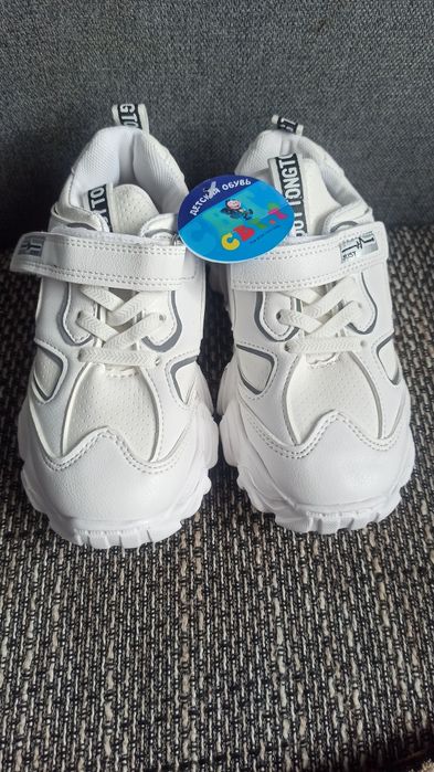 Кроссовки, 30 размер, белые