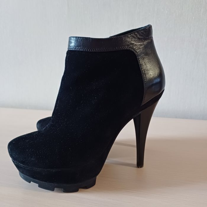 Продам супер стильне взуття