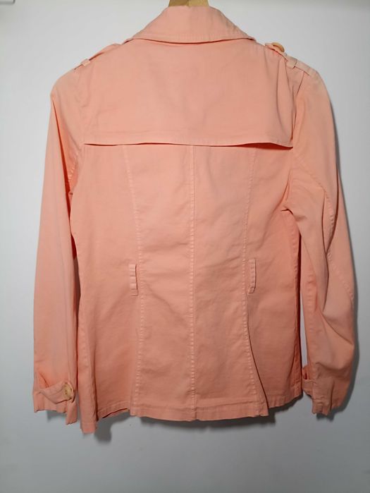 Płaszcz trencz brzoskwiniowy na wiosnę M 38 krótki bawełna