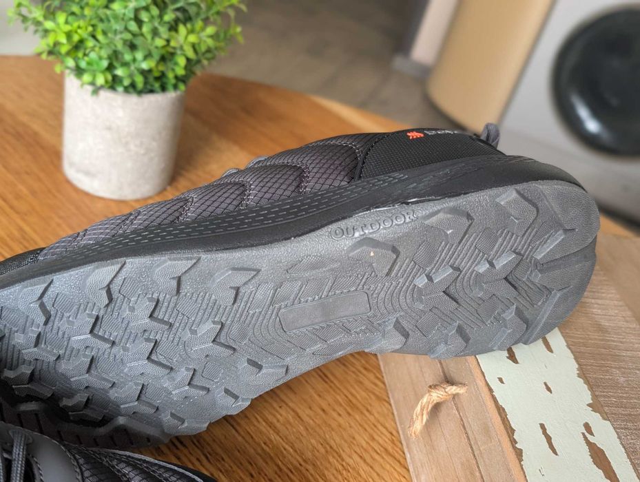 Чоловічі кросівки