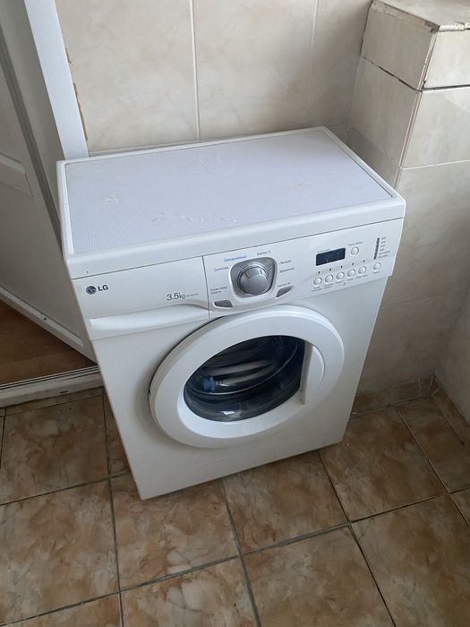 Продам стиральную машину LG 3.5 кг