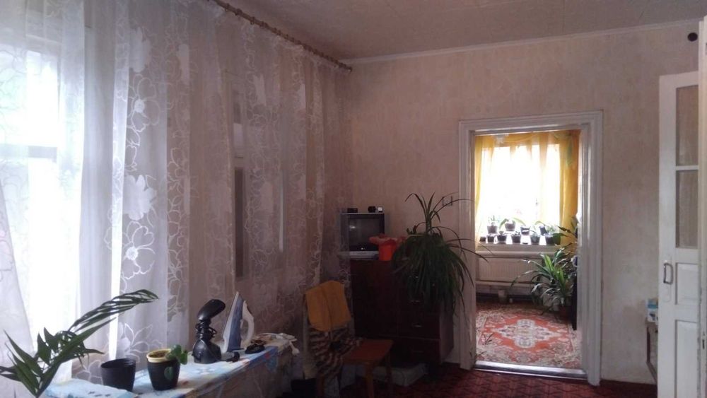 Будинок з гаражем в Дахнівці, 75 кв. м., 4 кімн., с/в, 0,10га  (п3)