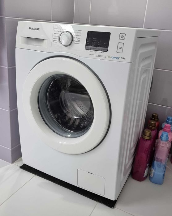 Pralka Samsung Eco Bubble 7 kg WF70F5E0W2W – uszkodzona, działa