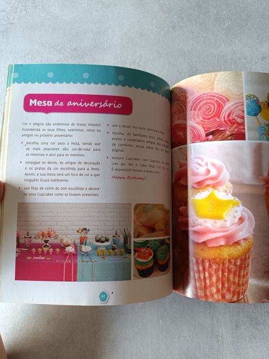 Livro de cozinha e bolos Merry Cupcakes