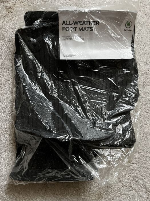 Коврики SKODA FABIA від 2021+ art.6VB061500 (нові, оригінал), 2100грн
