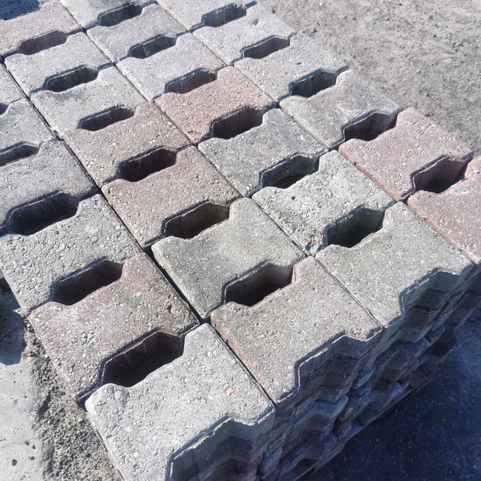 Kostka brukowa polbruk Kość 6 / 8cm szara