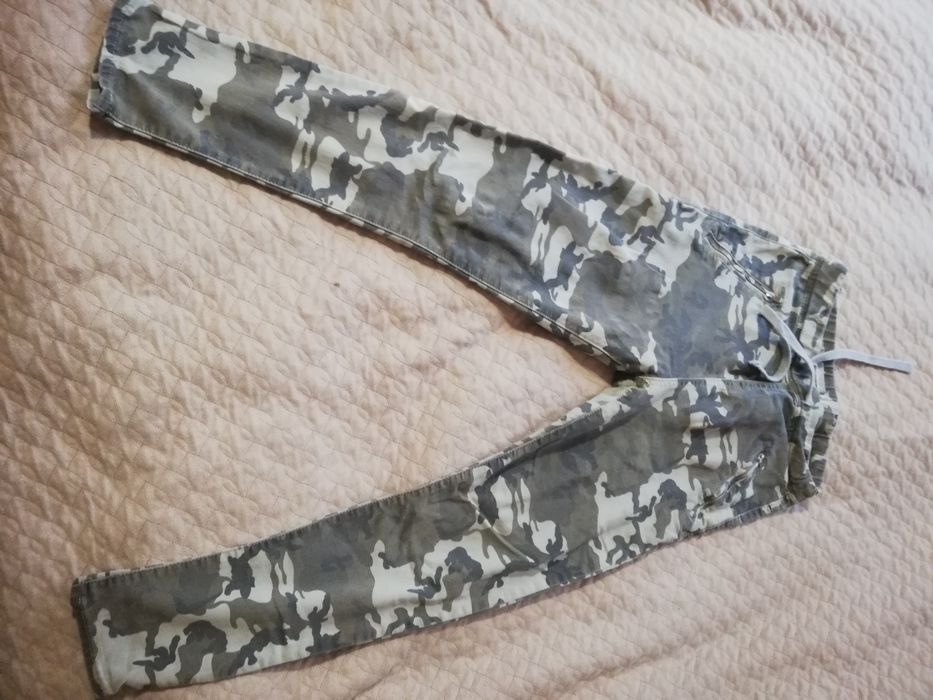 Spodnie moro place du jour 34