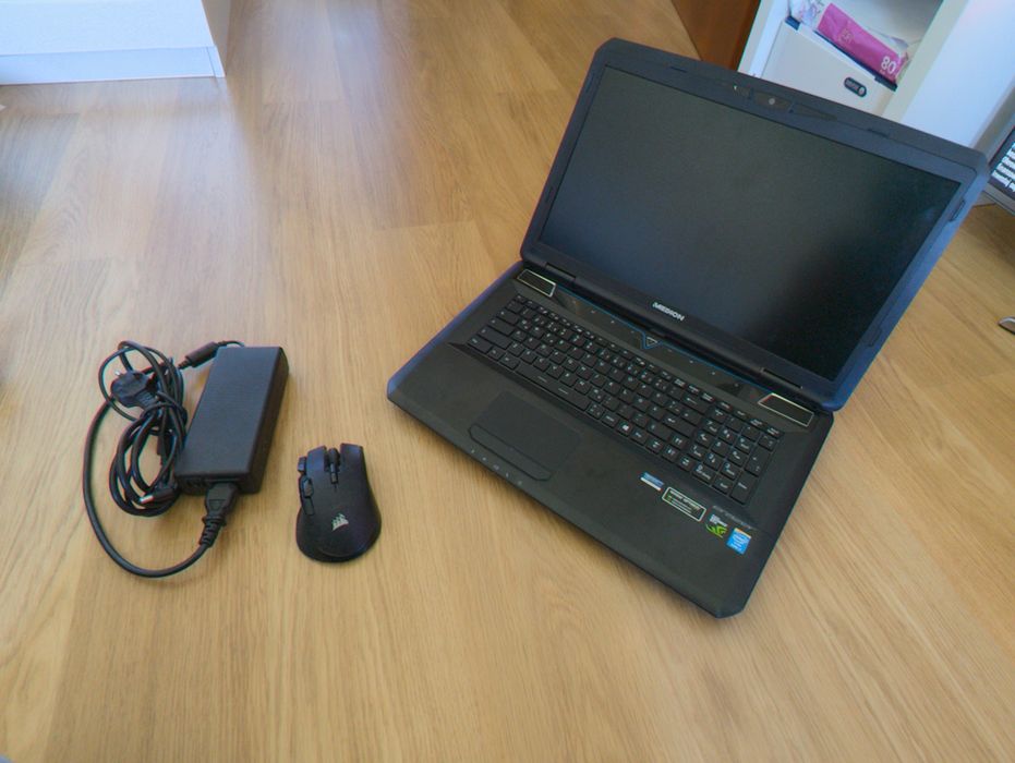 Laptop Gamingowy Medion Erazer x7829