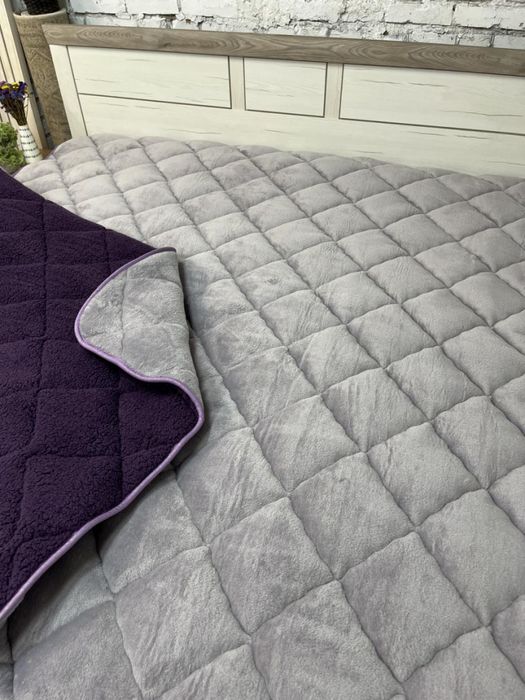 Ковдра хутряна.Верх фліс,низ штучне хутро