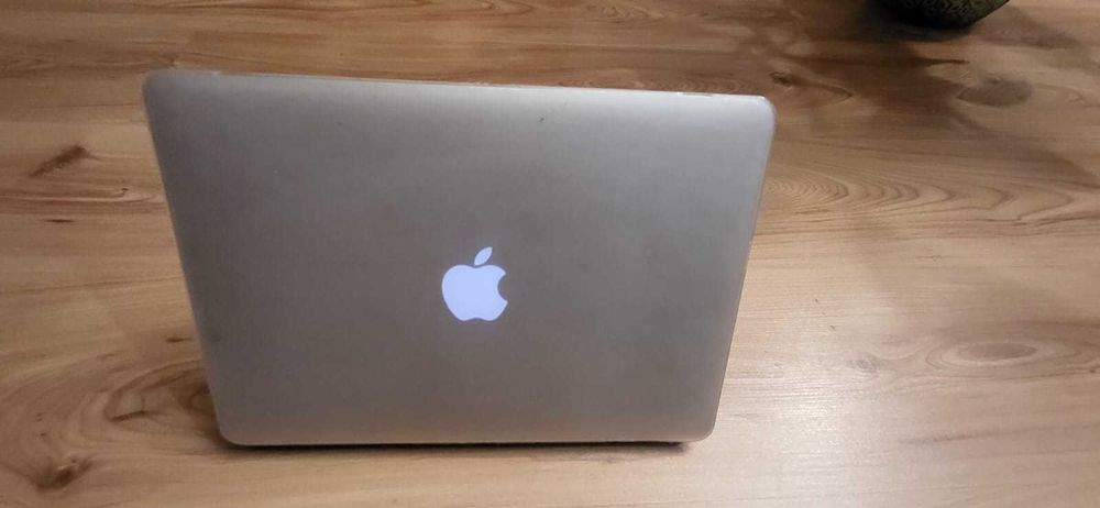 Laptop Apple MacBook Air (13-inch)