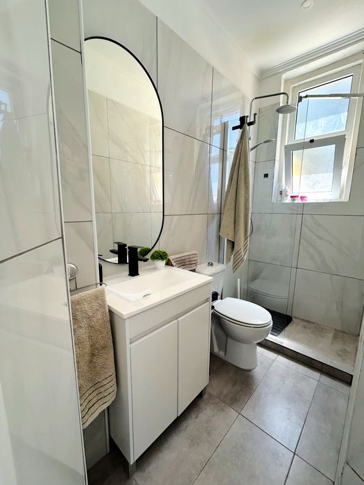 T2 Mobilado com Terraço | Campolide / Sete Rios | Remodelado | Entrada Imediata | 1400€