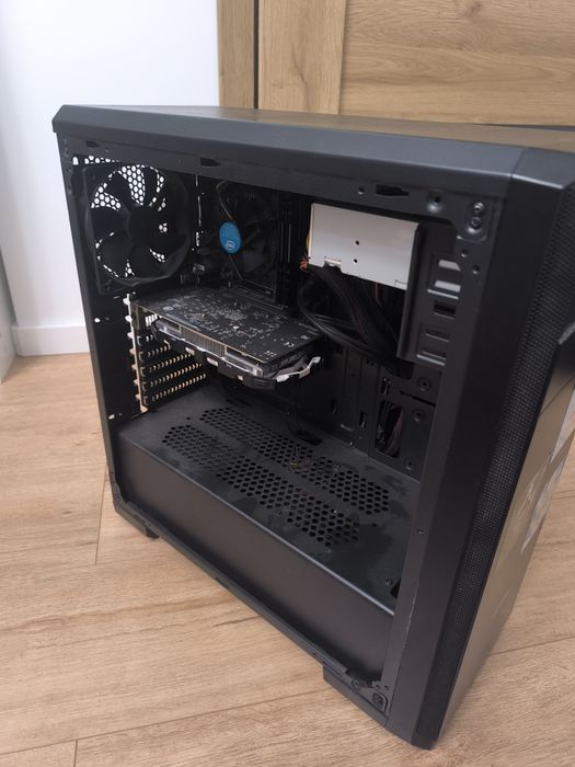 自作デスクトップPC i5-9400F GTX1050Ti Komputer gamingowy i5-9400F / GTX 1050 Ti / 16GB RAM / SSD NVMe