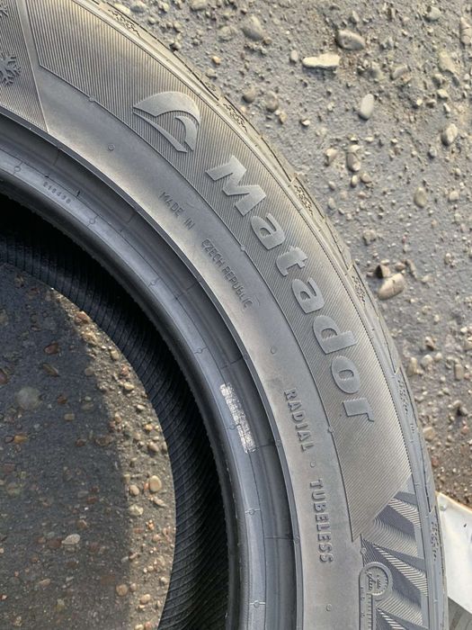 Шини 235/60 R18 Matador  пара  зима 2023   рік 6,4 мм