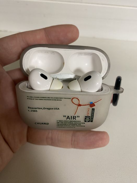 наушники airpods pro 2nd generation (1 наушник рабочий)