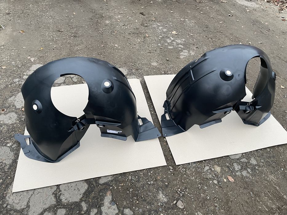 Подкрылок передней рестайл на VITO-VIANO W639