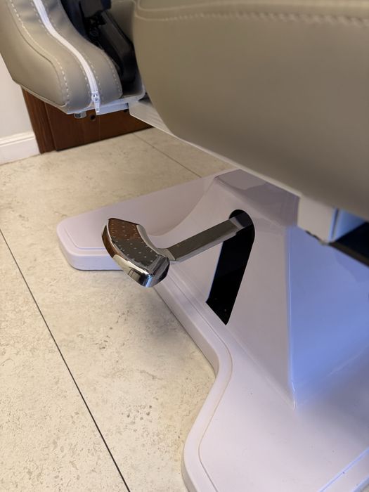 Fotel podologiczny hydrauliczny