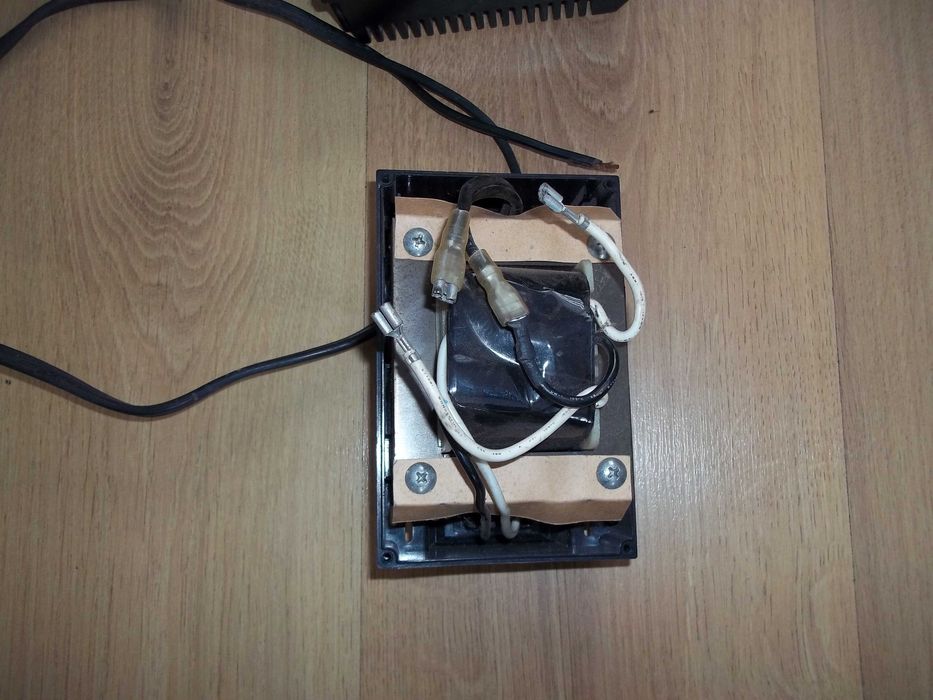 Трансформатор 12-110 вольт.