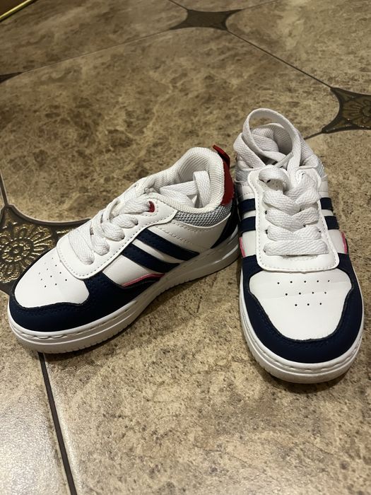 Продам взуття дитяче