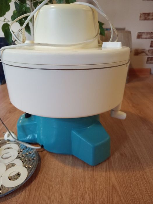 Соковижималка професійна