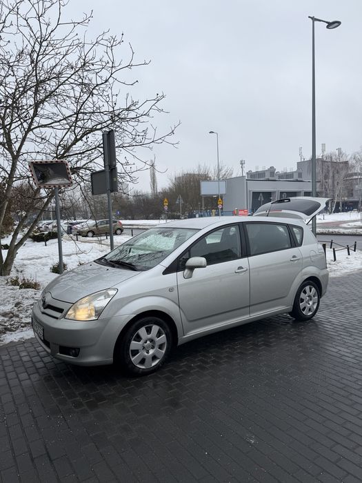 Wynajem auta Toyota Corolla Verso