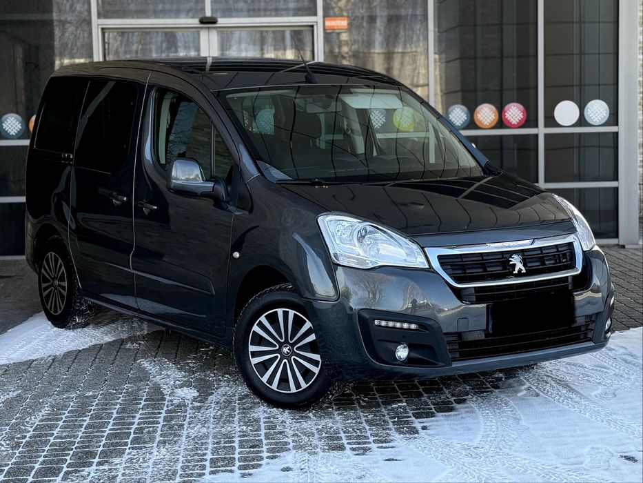 Peugeot Partner 1.2 Benzynka 110Km *2017R*2xDrzwi*Navi*Kamera*Zadbany