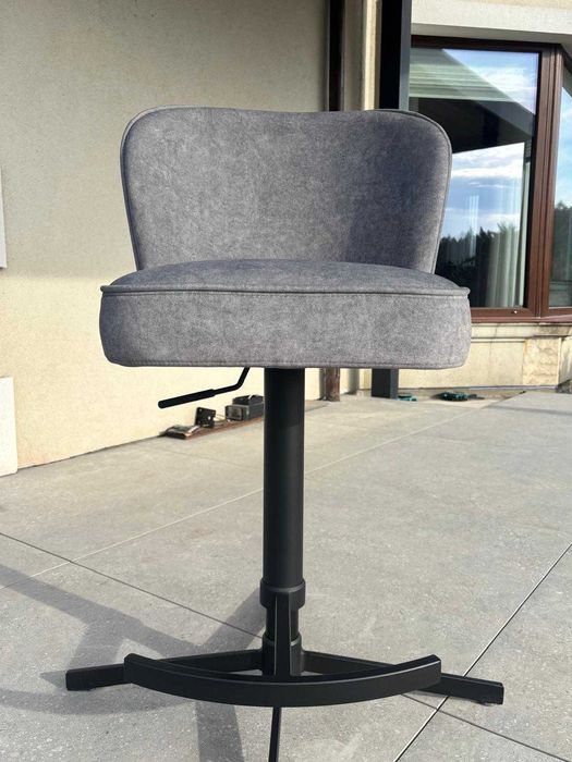 Hoker - AINE Supereme Cross Pump