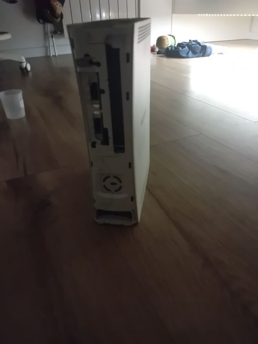 Konsola XBOX 360 Xenon (stary system Blades)