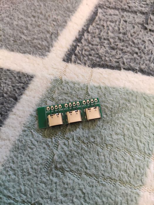 USB 3.1 Type-C роз'єм 16-контактний