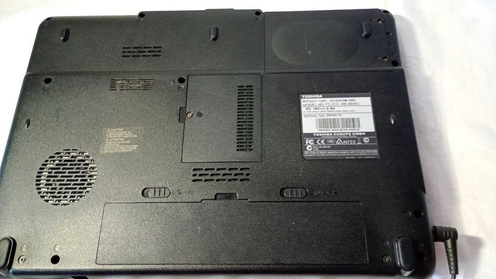Ноутбук для студента або школяра Toshiba Satellite L300-15V