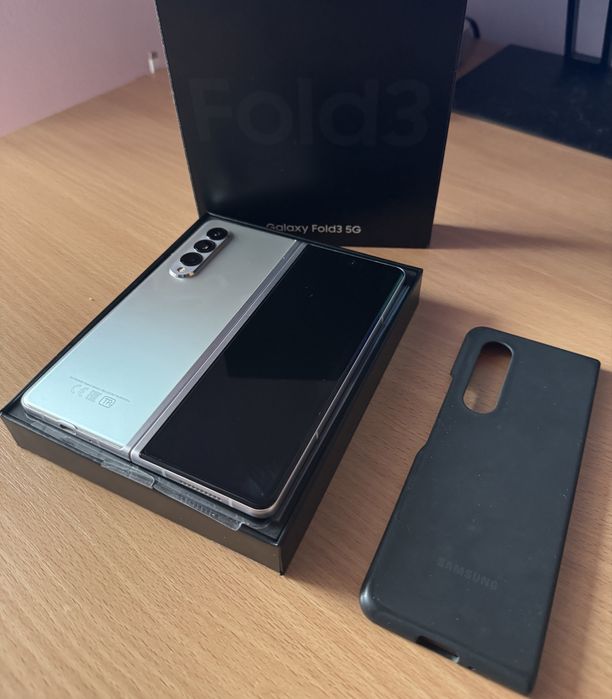 Samsung Galaxy Fold 3 12/256 GB phantom silver