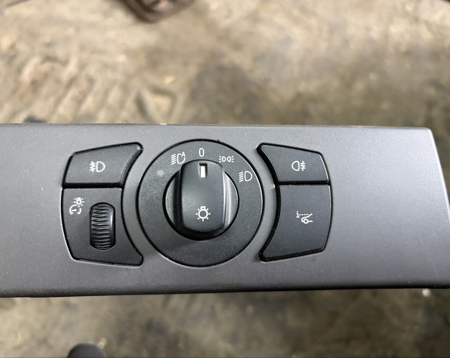 Wlacznik swiatel headup bmw e60 e61 hud