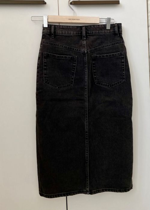 Жіноча джинсова чорна спідниця міді Zara 24 розмір XS на повний С