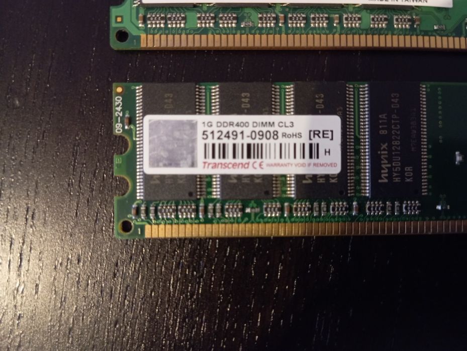 Lot of RAM Memory Modules, 1 GB Each64552760110851124