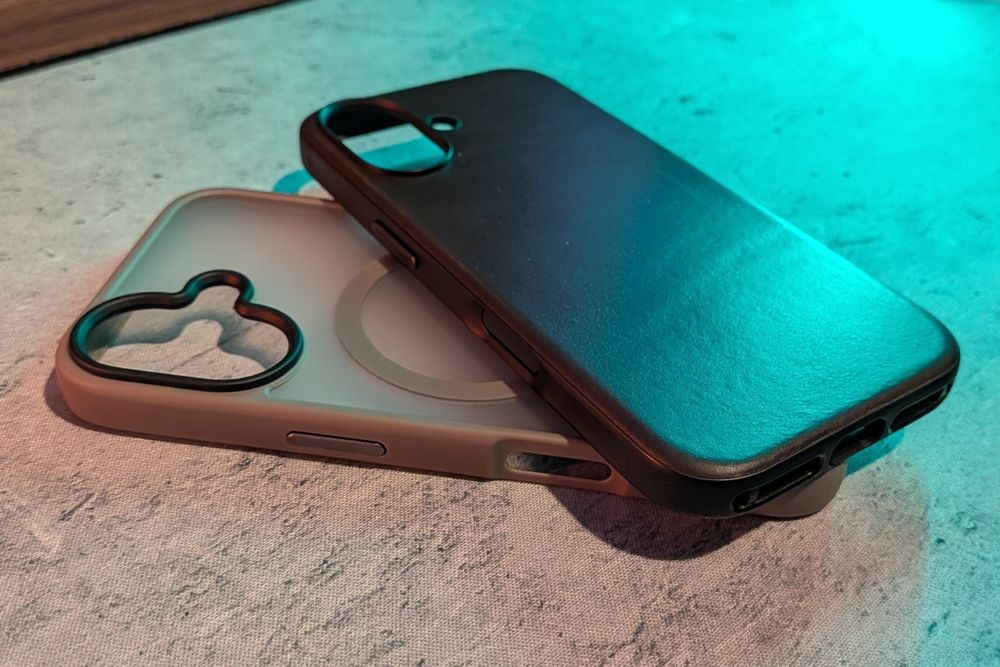 Смартфон Apple iPhone 16 128Gb (White)