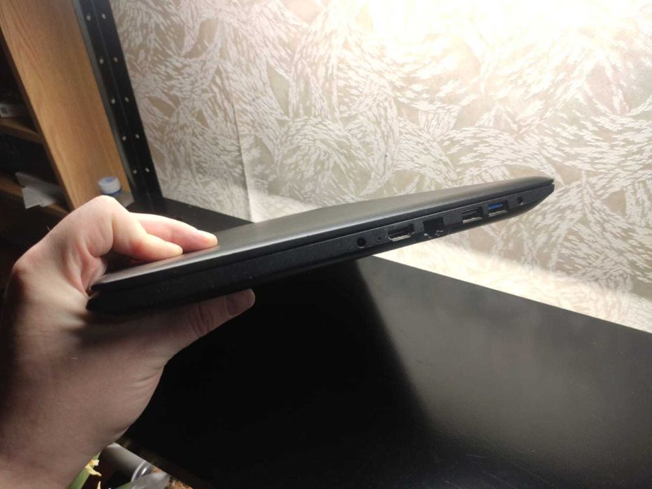 Ноутбук Lenovo IdeaPad 110-15IBR / 15.6" (1366x768)