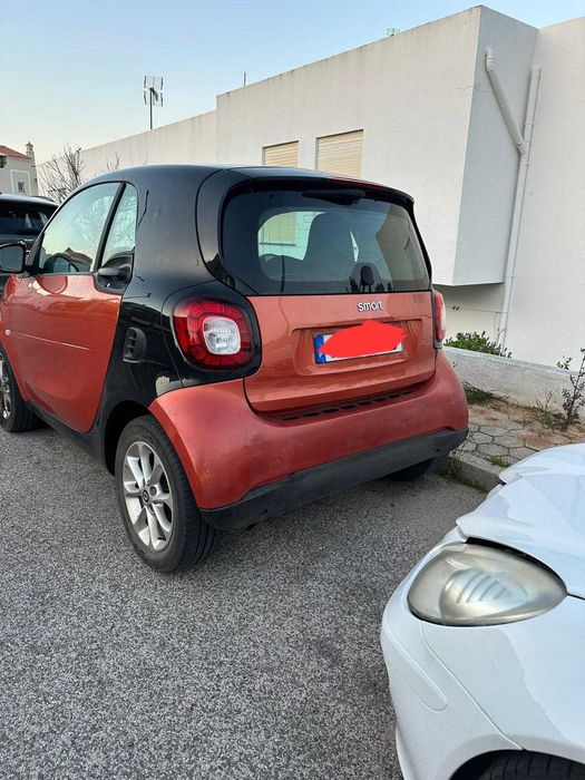 Smart de 2014 com apenas 58.000 km