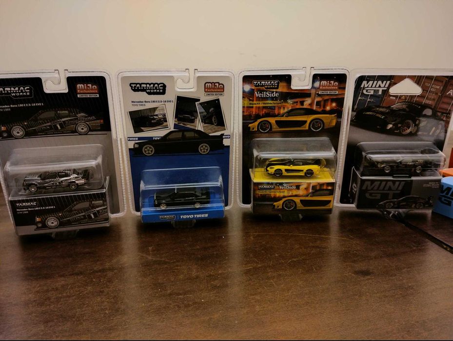 Coleção Pessoal Diecast Escala 1:64 (Tarmac, Pop Race, Inno64, MiniGT)