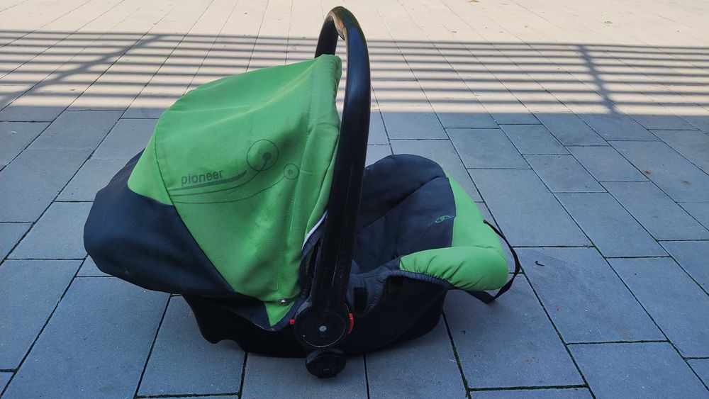 Fotelik/nosidło/kołyska Coneco Pioneer 0-13kg