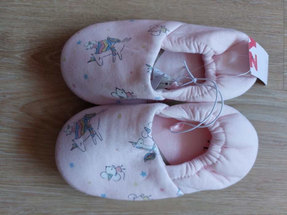 Pantufas menina 5-6 anos, novas!