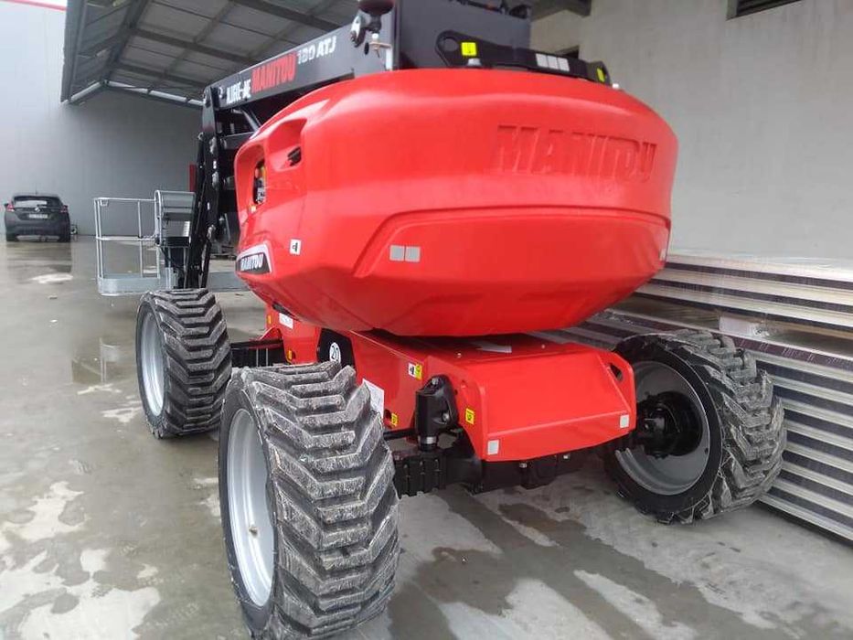 Aluguer de Plataformas Elevatórias Articuladas MANITOU!