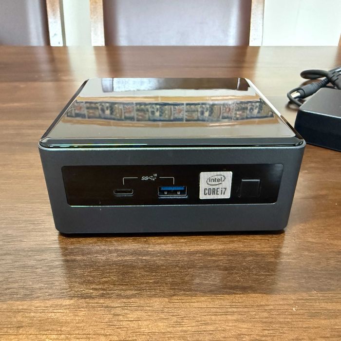 Mini PC Intel NUC10FNH Core i7-10710U 16GB RAM 512GB M.2 (Imaculado)